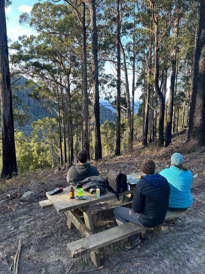 Base Camp Tasmania New Norfolk Exterior foto