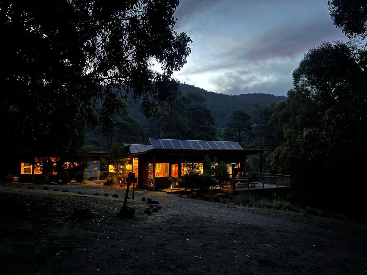 Base Camp Tasmania New Norfolk Exterior foto