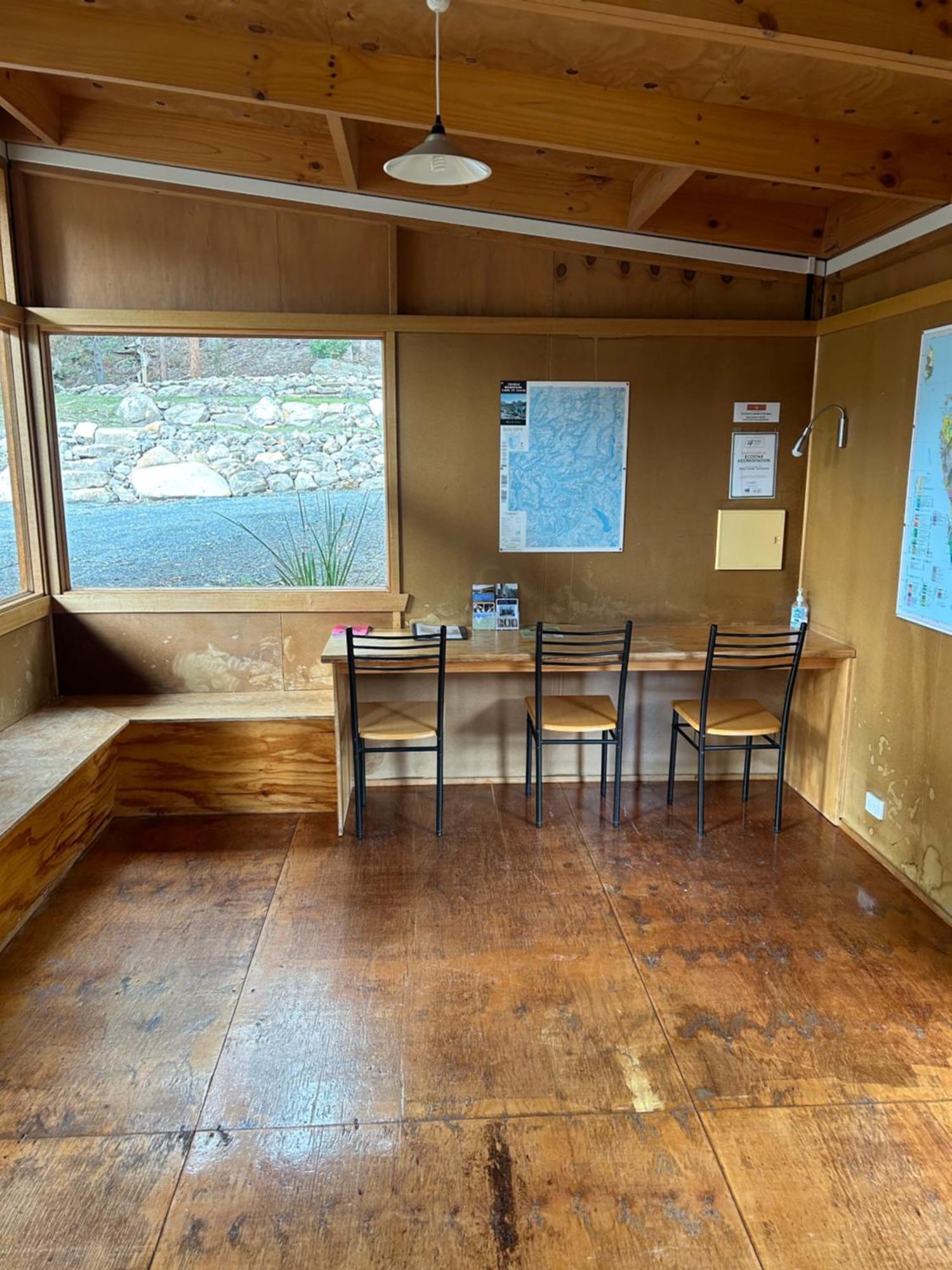 Base Camp Tasmania New Norfolk Quarto foto