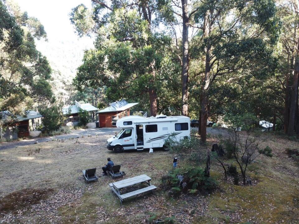 Base Camp Tasmania New Norfolk Exterior foto